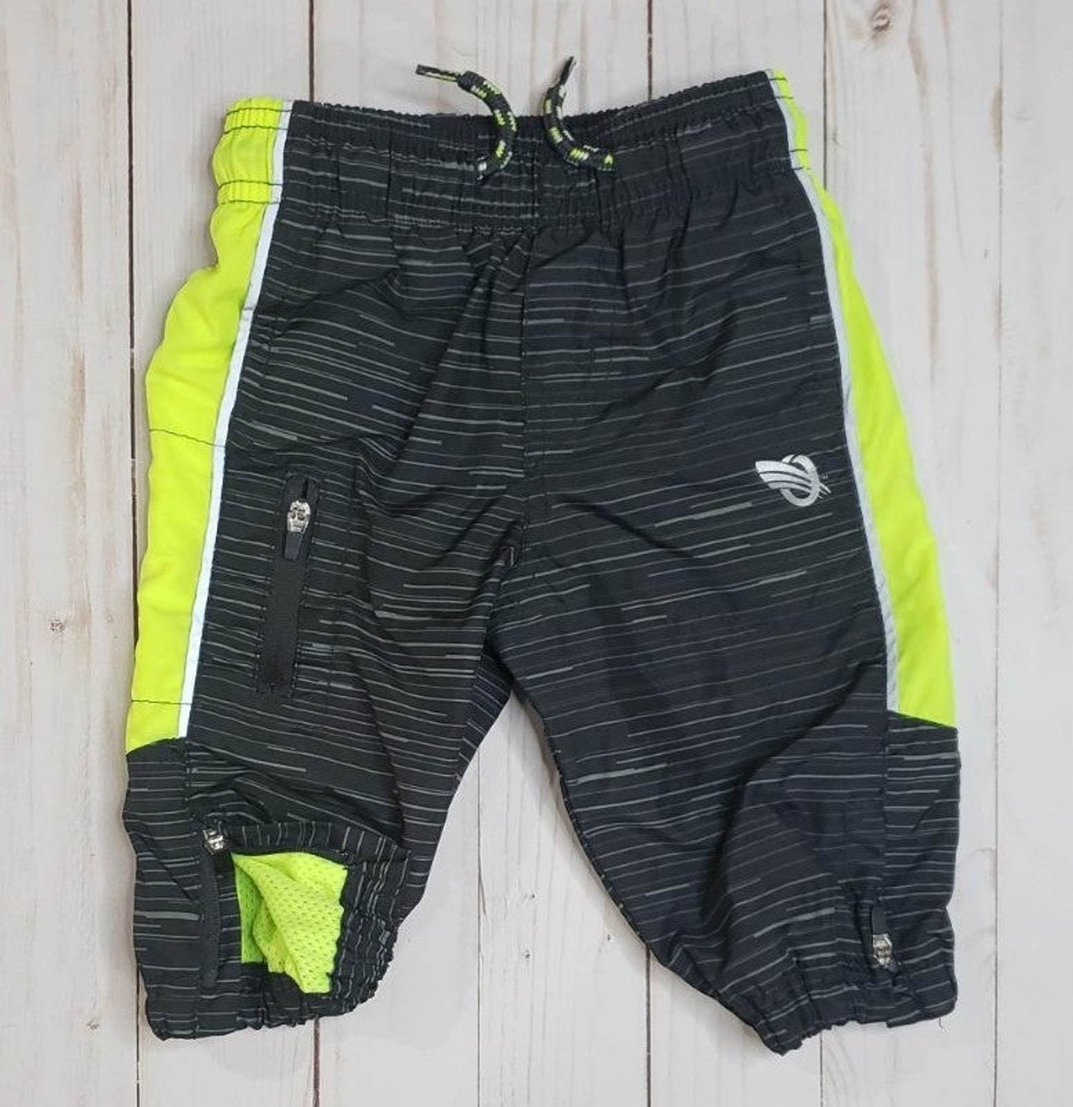 OshKosh track suit boys 6 months black neon gray image 5
