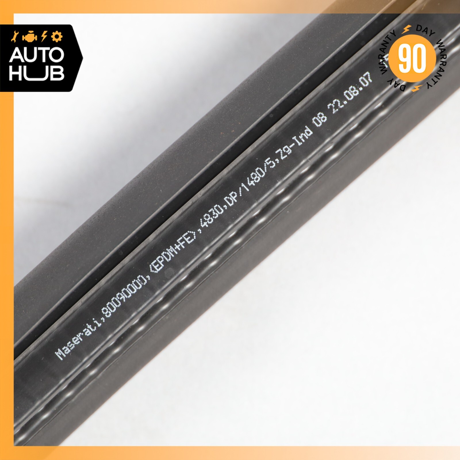 Maserati GranTurismo M145 Left or Right Side Lower Door Seal Rubber OEM 76k