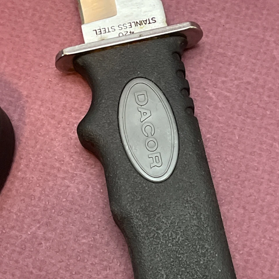 Cuchillo de Buceo DACOR 420 - Punta Roma con Funda USADO SL Foto 2 de 4