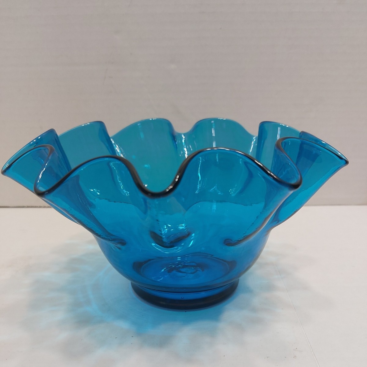 Vtg Blenko Handcraft Blue Art Glass Bowl Ruffled Pinched Edge MCM