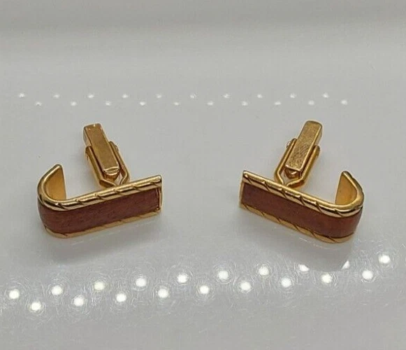 VTG Men's Swank Gold-Tone Leather Curved Cufflinks Foto 4 de 4