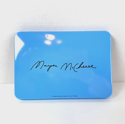 2025 McDonald's McDonaldLand Adulto Happy Meal Latta Sindaco McCheese - Foto 3 di 4