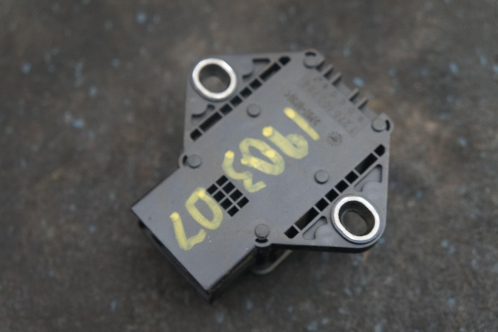 Yaw Rate Sensor 11M0107CP OEM McLaren MP4-12C 2013
