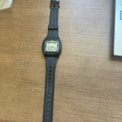 Casio W-201 Digital Watch Black 10 Year Battery Illuminator 50M Resist 2879