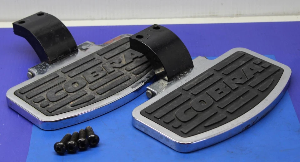 Yamaha Road Star Cobra 1999 estribo trasero pasajero Foto 2 de 4