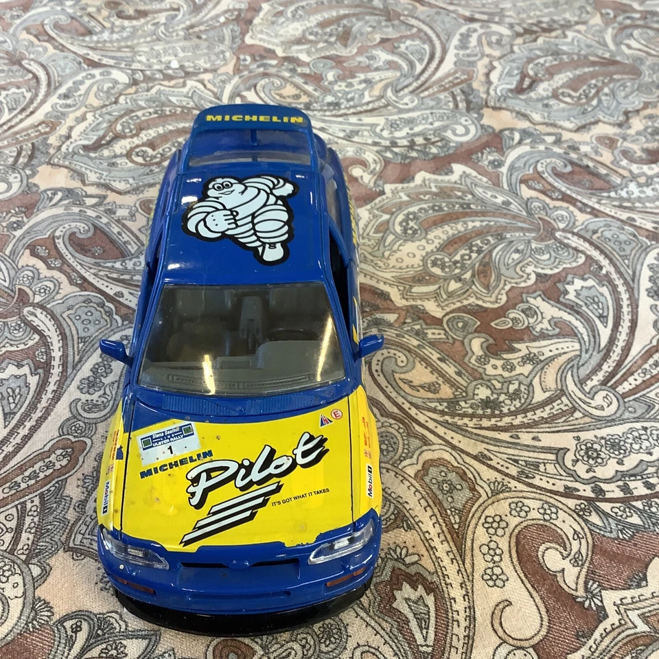 FORD ESCORT  RS COSWORTH      Modellino Burago - Immagine 2 di 4