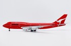 JC Wings 1:200 Qantas Airways Boeing B747-400(ER) “All Red – Flaps Up” VH-OEJ