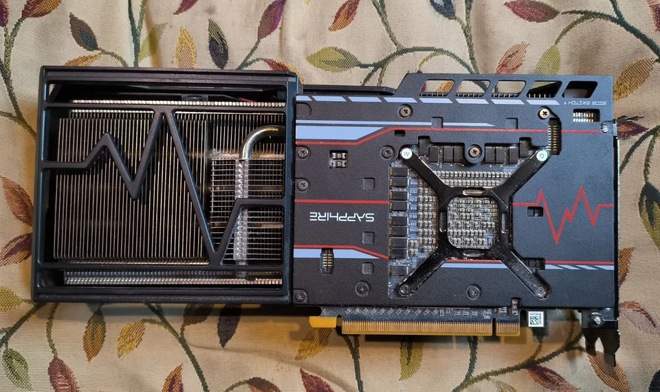 Sapphire Pulse Radeon RX Vega 56 8GB HBM2 Graphic Card GPU. VGC. Like GTX 1080 - Image 2 of 4