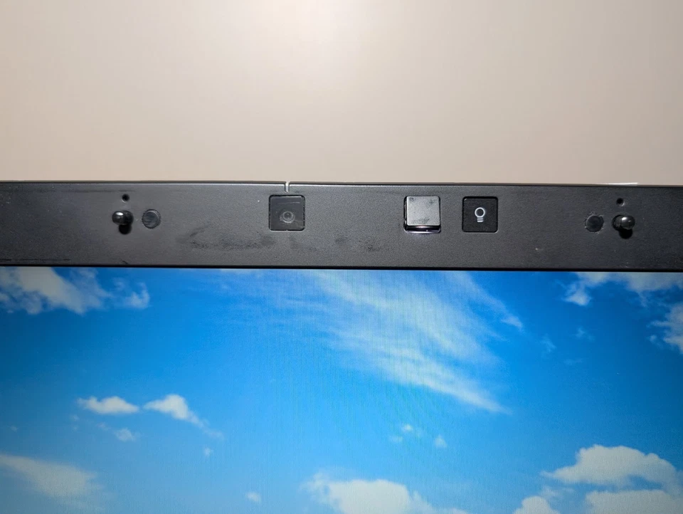 HP EliteBook 6930p — C2D@ 2.53 GHz • 2GB RAM • 160GB HDD • 1440×900 • DVD • AMD - Image 4 of 4