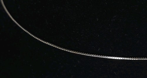 Cadena de caja de oro blanco macizo de 14K de 18" y collar colgante de corazón de diamantes naturales de 10K - Imagen 18 de 20