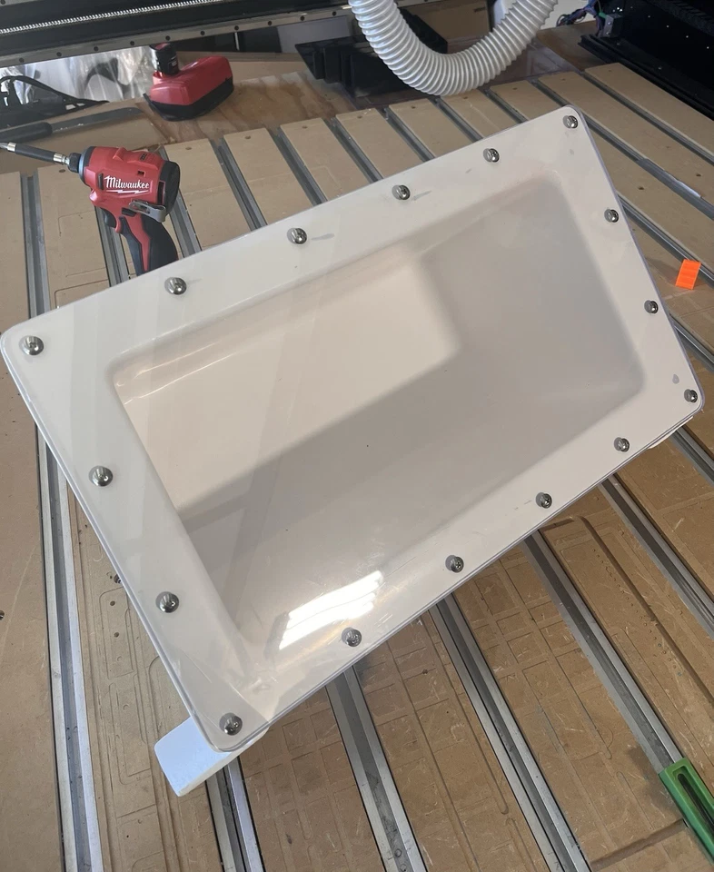 Cofre de mar grande Baitwell, caja de bomba Livewell o caja de sumidero solamente Foto 3 de 4