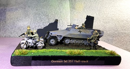 WW2 Diorama Maßstab 1/56 (28mm) German Sd.251 Half-Track & Motorrad 5 Figuren