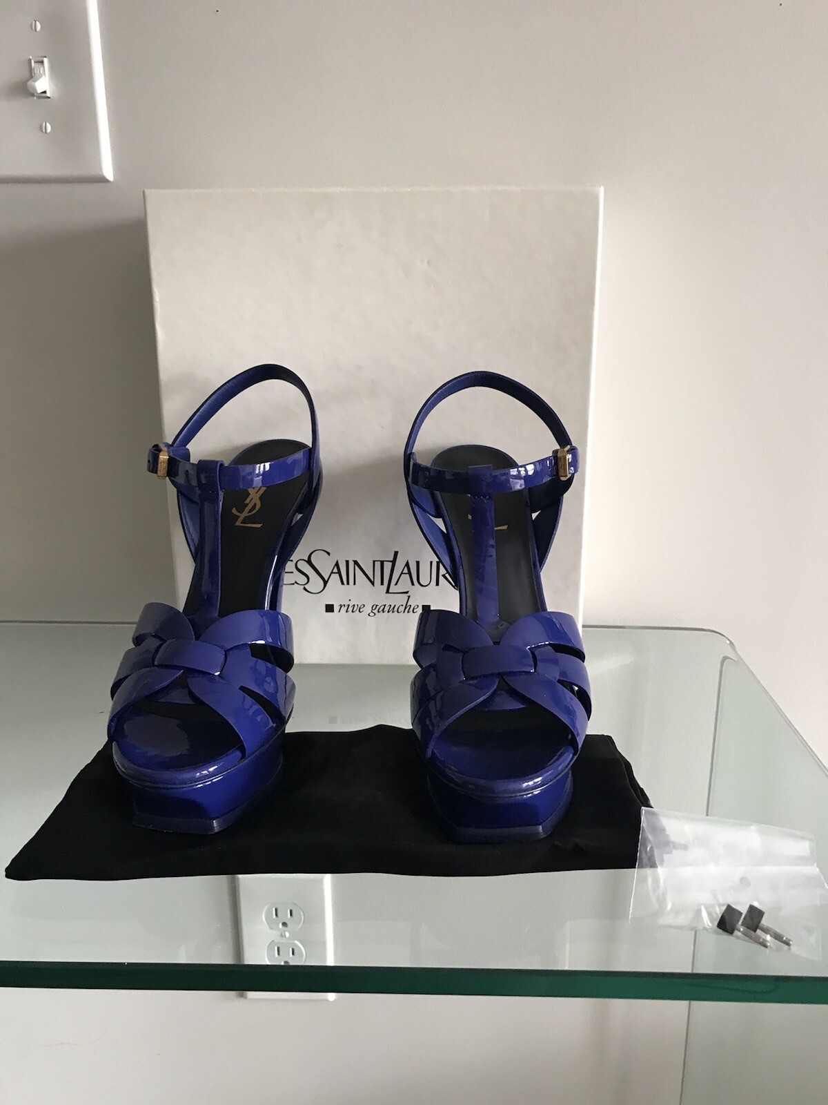 Sandali con plateau YSL Yves Saint Laurent Tribute viola vernice taglia 39