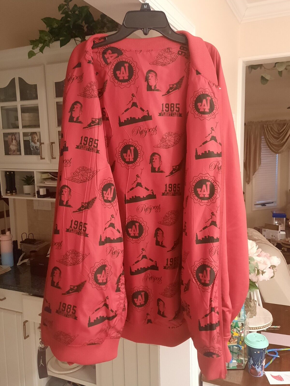 Picture 4 of 24