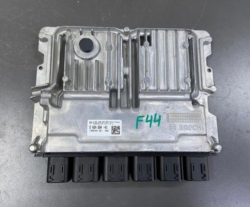 OEM BMW F44 ENGINE CONTROL UNIT ECU SET DDE 5A2A684 BOSCH - Picture 9 of 14