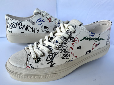 New Givenchy Men's City Low Sneakers Size 9 Tennis Shoes Logo Fashion Casual