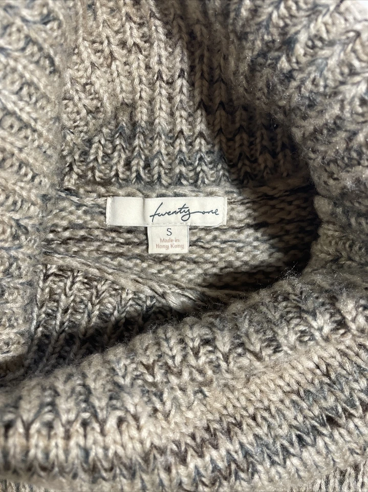 Vestido suéter Twenty One para mujer talla pequeña marrón cuello alto manga corta Foto 3 de 4