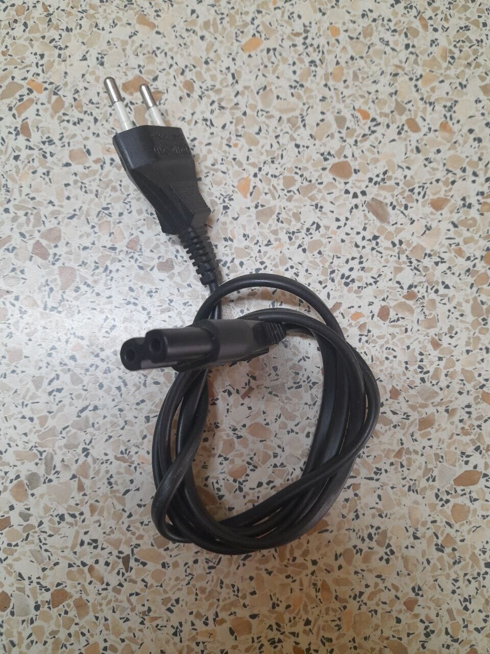 Foto 5 di 6