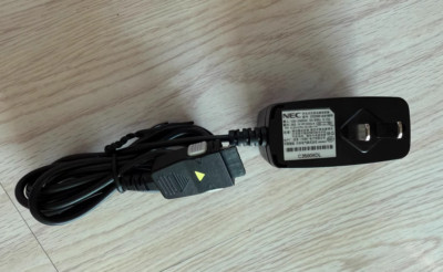Nec CTC2208 5.1V 600MA Netzteil-Ladegerät