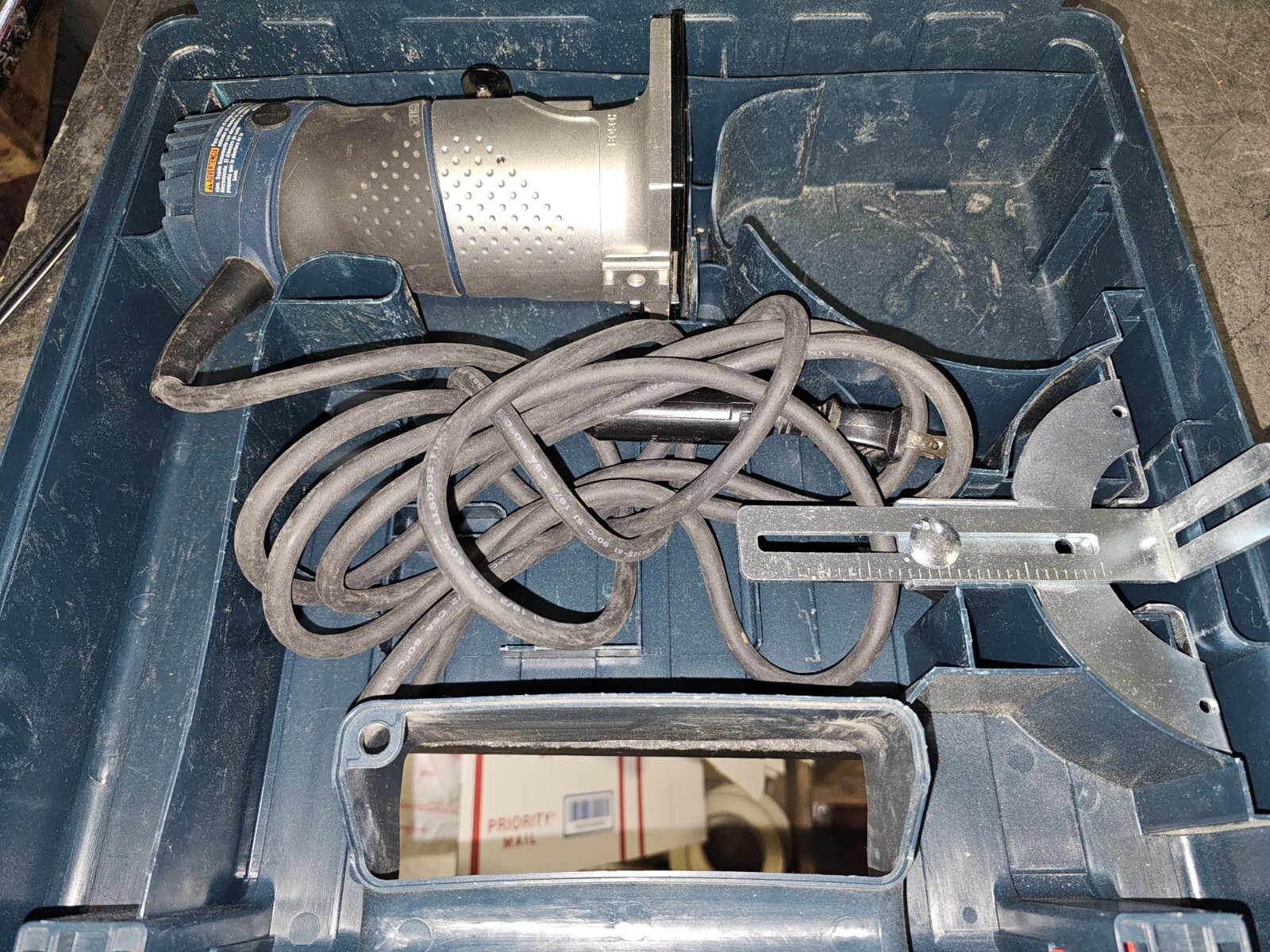 BOSCH Colt 1.0 Hp PR20EVS  Palm Router