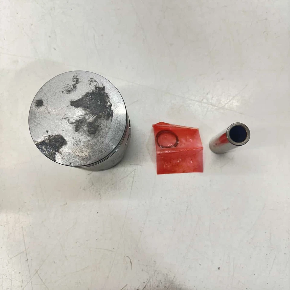 Pistón SP1 T-Moly aire acondicionado - 1980 ARCTIC CAT Lynx 2000S Foto 2 de 4