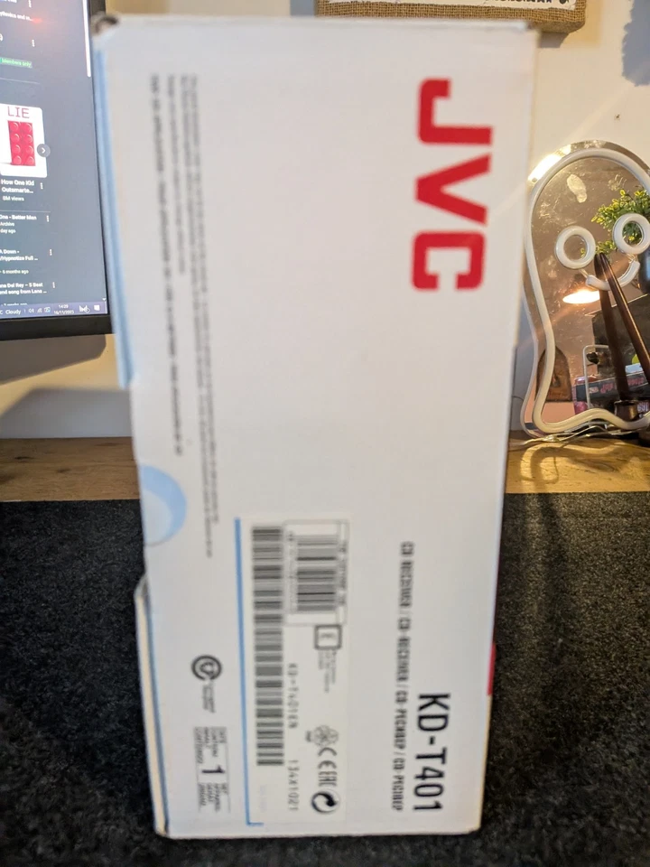 JVC KD-T401 Brand New Car Reciver Radio - Image 2 of 4