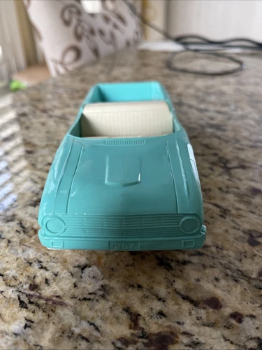 Tonka Aqua Color Plastic Transport Car