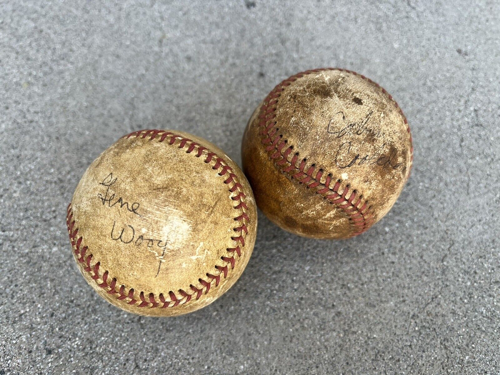 2 Vintage baseballs from Early 1900s - No pulled stitches