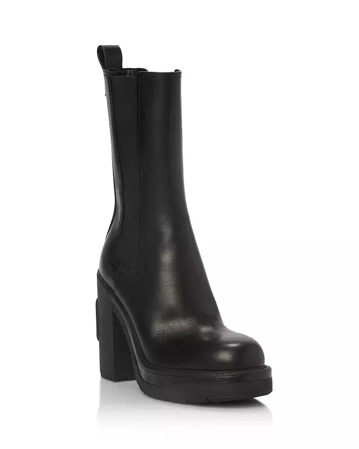 1490 VALENTINO GARAVANI Beatle Chelsea Boot 38.5 8.5 ITALY LOGO