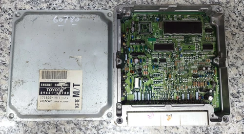 Toyota Land Cruiser 89661-60780 1KZ-TE M/T Ecu Ecm oem jdm used - Picture 4 of 8