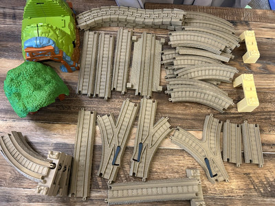 Thomas & Friends TrackMaster Callan Mine Set W/ Bridge Replacement Pieces AS IS