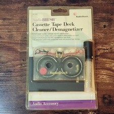 Radio Shack Audio Brush Cassette Tape Deck Cleaner/Demagnetizer  Case 44-1202