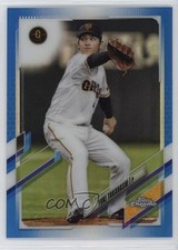 2021 Chrome NPB Nippon Professional Baseball Blue Refractor Yuki Takahashi 09p1