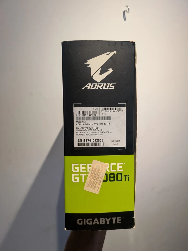 NEW Gigabyte AORUS GeForce GTX 1080 Ti 11GB GDDR5X Xtreme Gaming Graphics Card - Image 3 of 4
