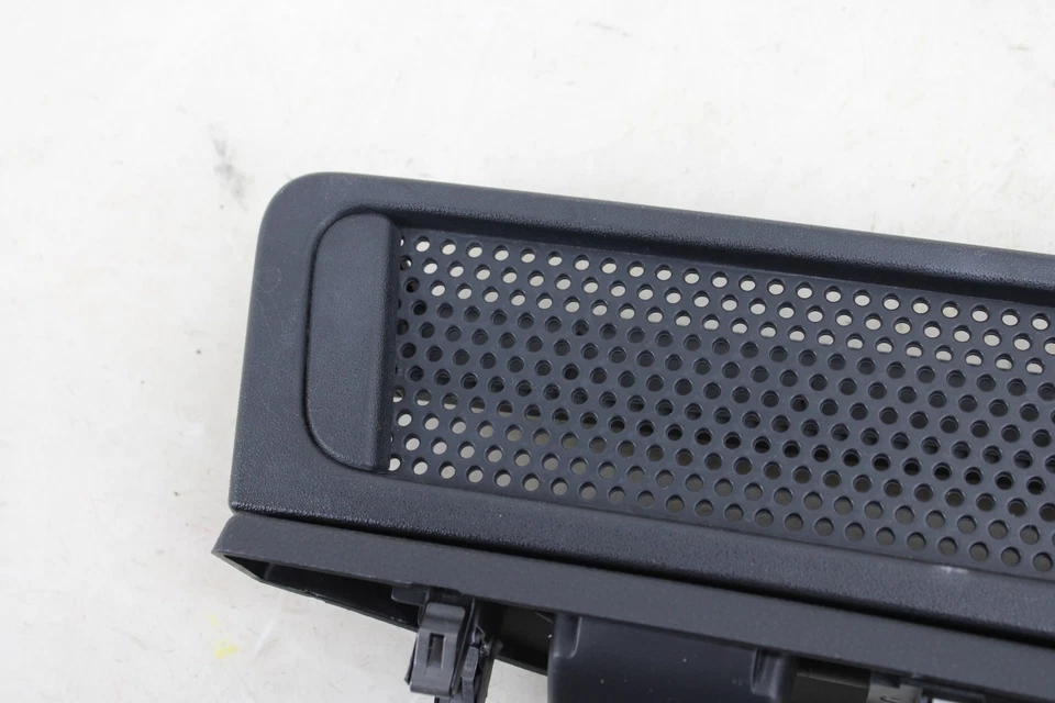 Deflector de viento Mazda MX-5 Miata 2006-2015 NE51T03X3 OEM MU73 Foto 4 de 4