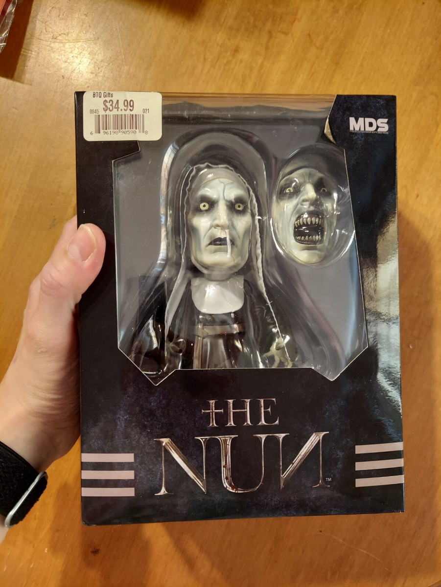 The Nun Valek Mezco Toyz 2 Faces Conjuring Universe 6 inch