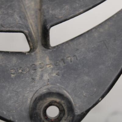 21 KAWASAKI NINJA ZX6R REAR BACK WHEEL TIRE HUGGER FENDER 35023