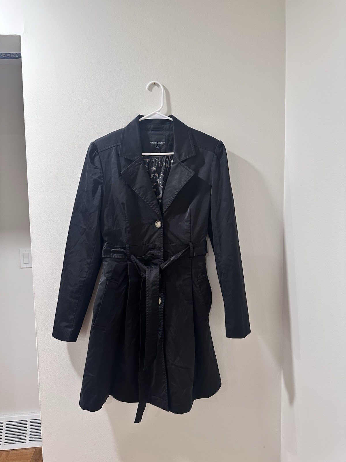 Women’s Cynthia Rowley black  Trench Coat Size medium With Belt