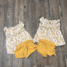 Twin Girls Tommy Bahama Shirt And Shorts Set Size 18-24 Months