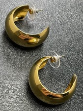 Vintage 1.1  Gold Tone Metal Thick Hoop Earrings