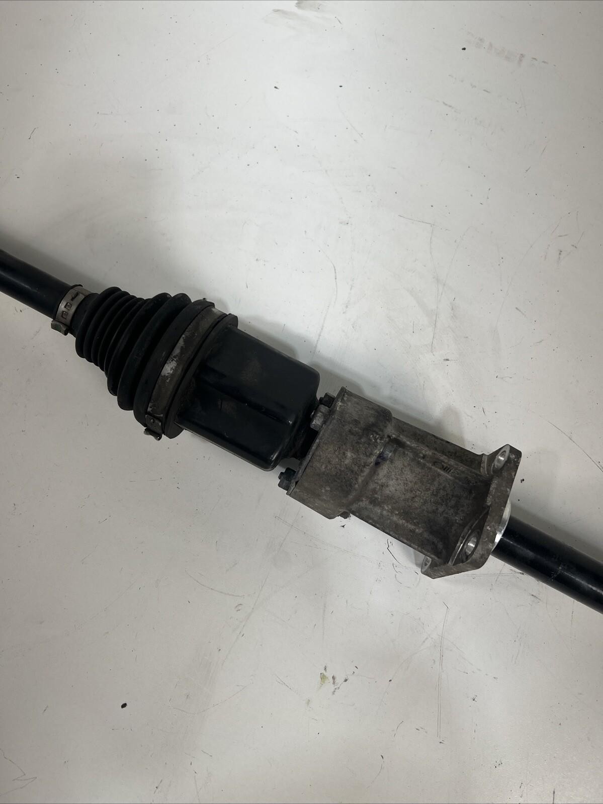 2014-2020 MASERATI QUATTROPORTE GHIBLI LEFT FRONT AXLE SHAFT 670003873 OEM