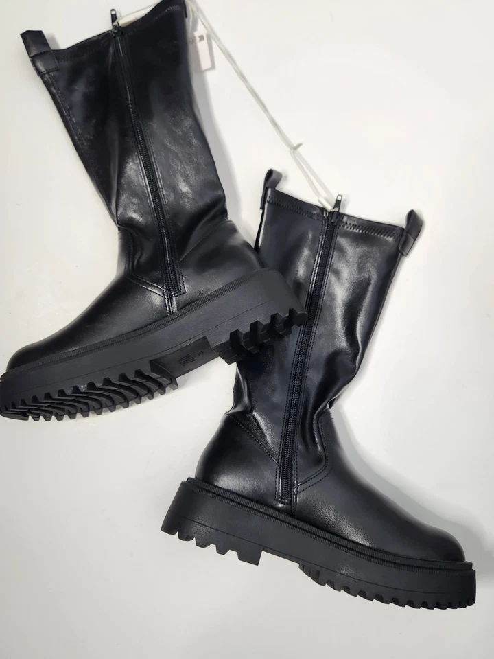 NUEVAS Botas Zara Talla US 6 EU 36 Suela Negra  Foto 4 de 4