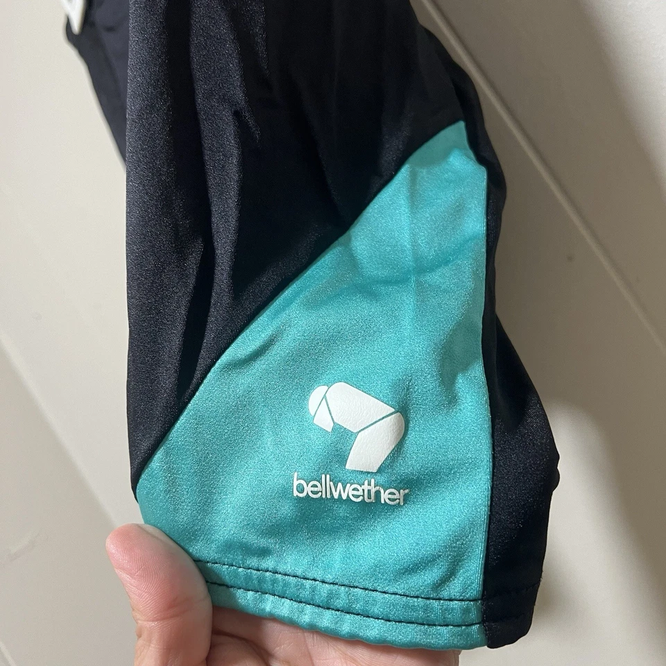 Pantalón Corto de Ciclismo Bellwether Criterium para Mujer Negro Ajuste Aqua Mediano Foto 2 de 4