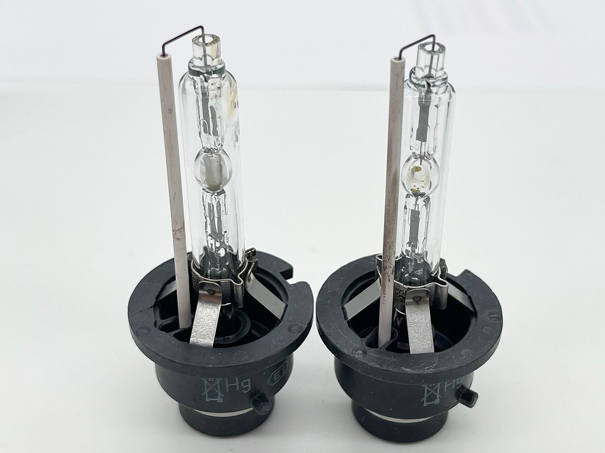 Pre-installed PHILIPS D2S X-tremeVision Gen2 HID Xenon Bulbs
