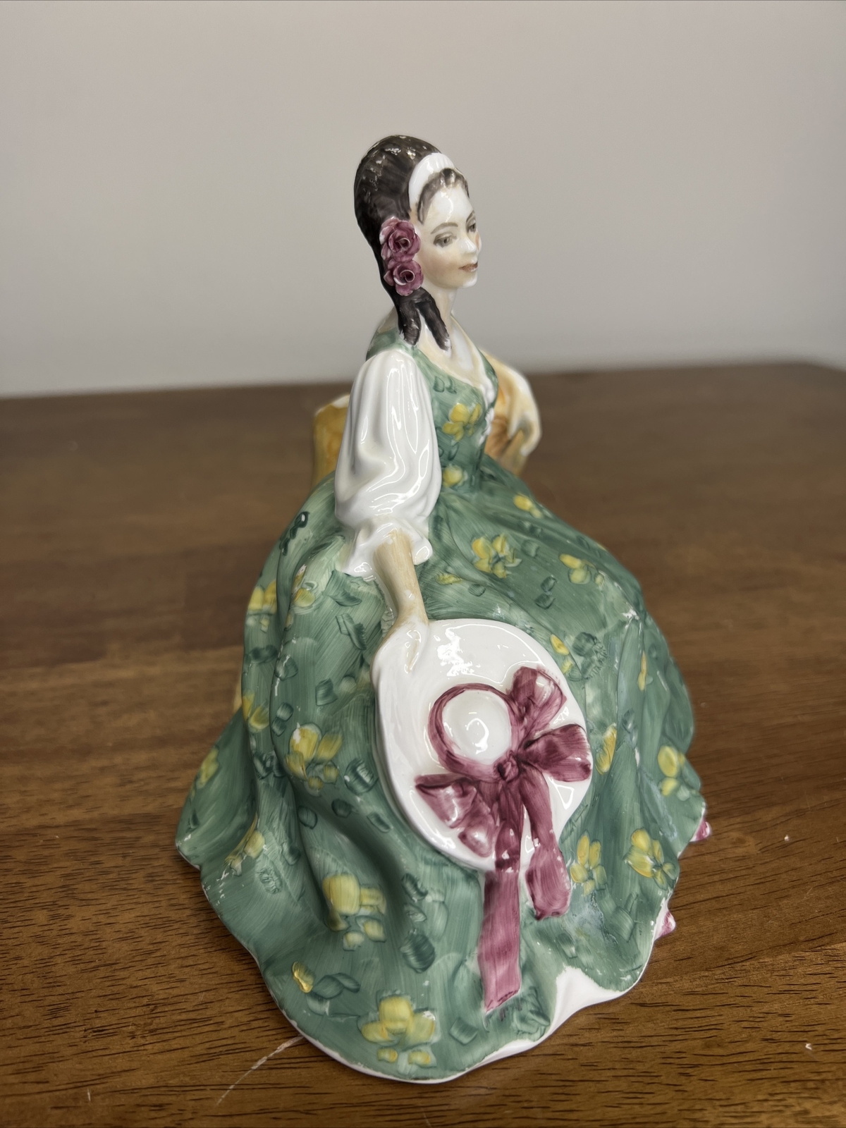 Royal Doulton Elyse Figurine HN 2474 61/2" England Bone China Lady w