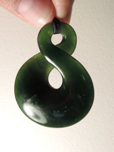 SINGLE TWIST Beautiful Inclusions \