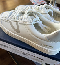 NEW Tretorn  Serve  Women  s Fun Retro Fashion Sneaker White  Gray Shoe size 9