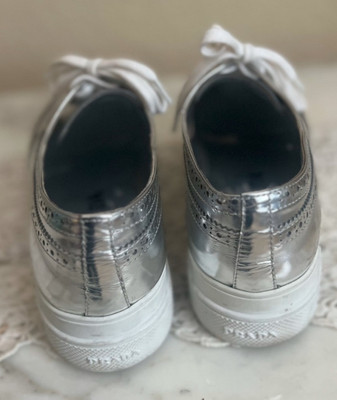 Womens Prada Oxford Silver Metallic Lace Up Shoes Msrp $995 Size