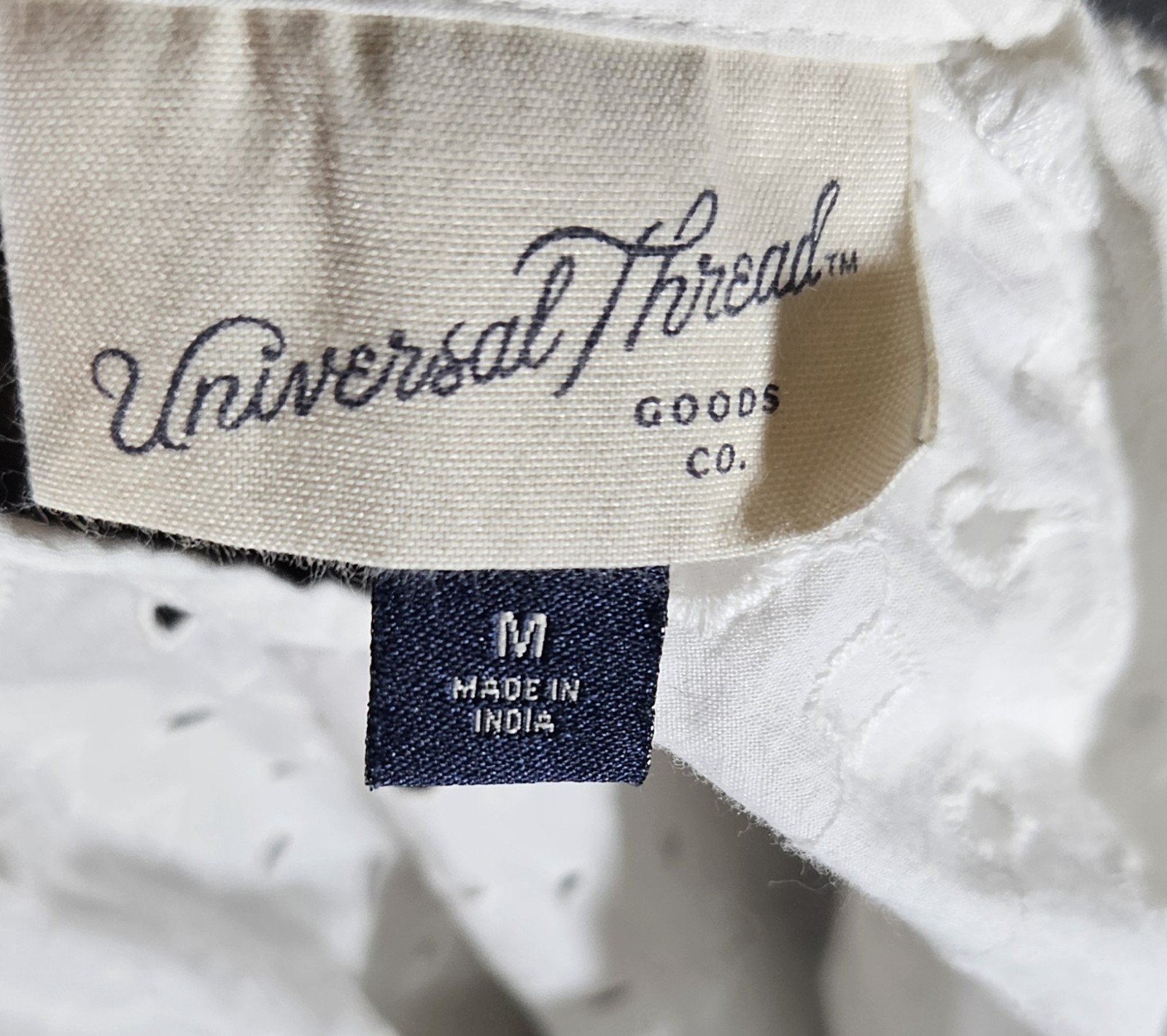 Universal Thread Medium White Eyelet  Puff Short … - image 5