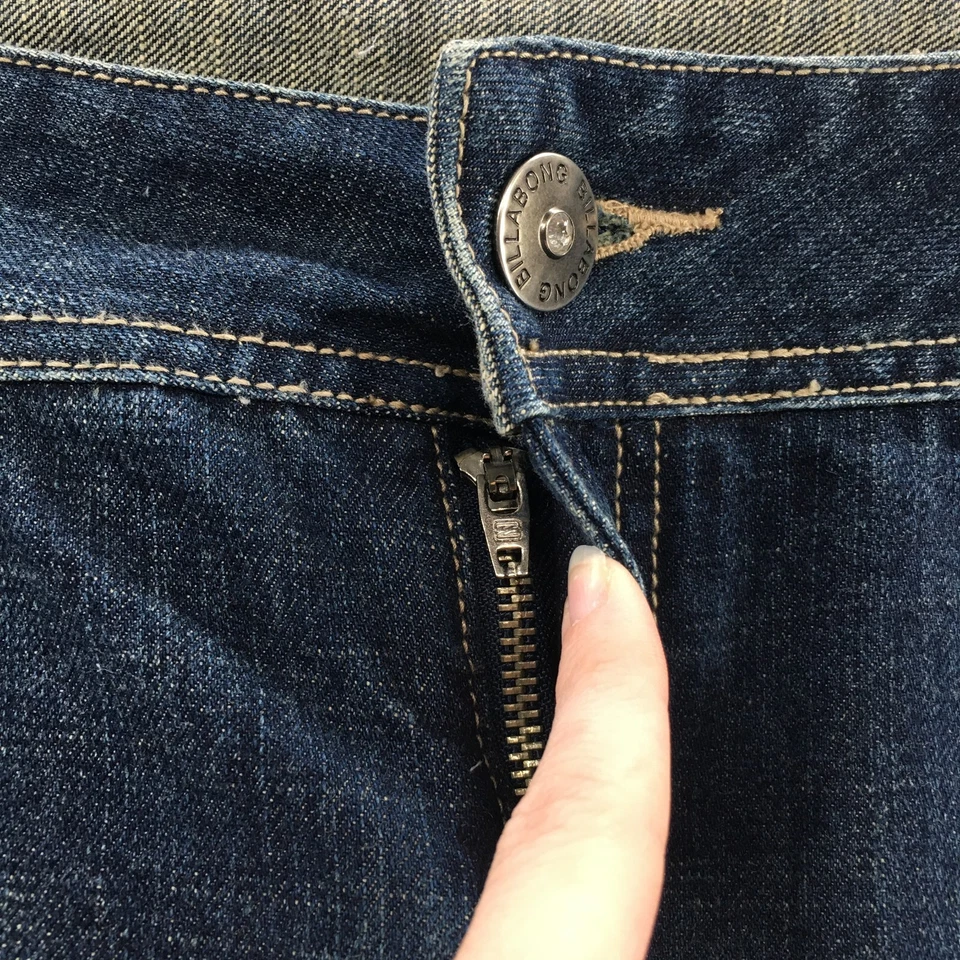 Billabong 百慕大短裤女式 8(实际 31x16)蓝色牛仔棉混纺拉链门襟 — 第 3/4 张图片